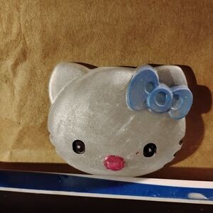 Cute Cat-Shaped Light with Blue Bow